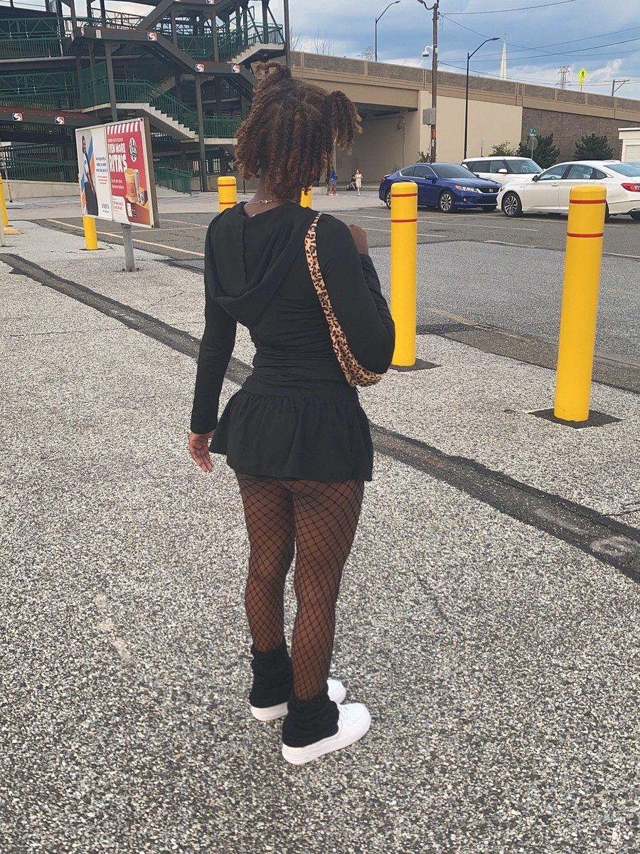 sominkscoded's tweet image. twitter needs music