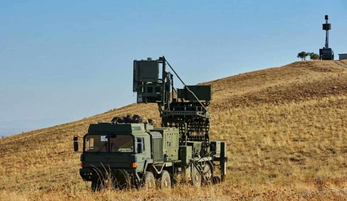 TurkishCentury's tweet image. MUSLIM ARMS ☪️ -- #KORAL #ElectronicWarfare System 🇹🇷