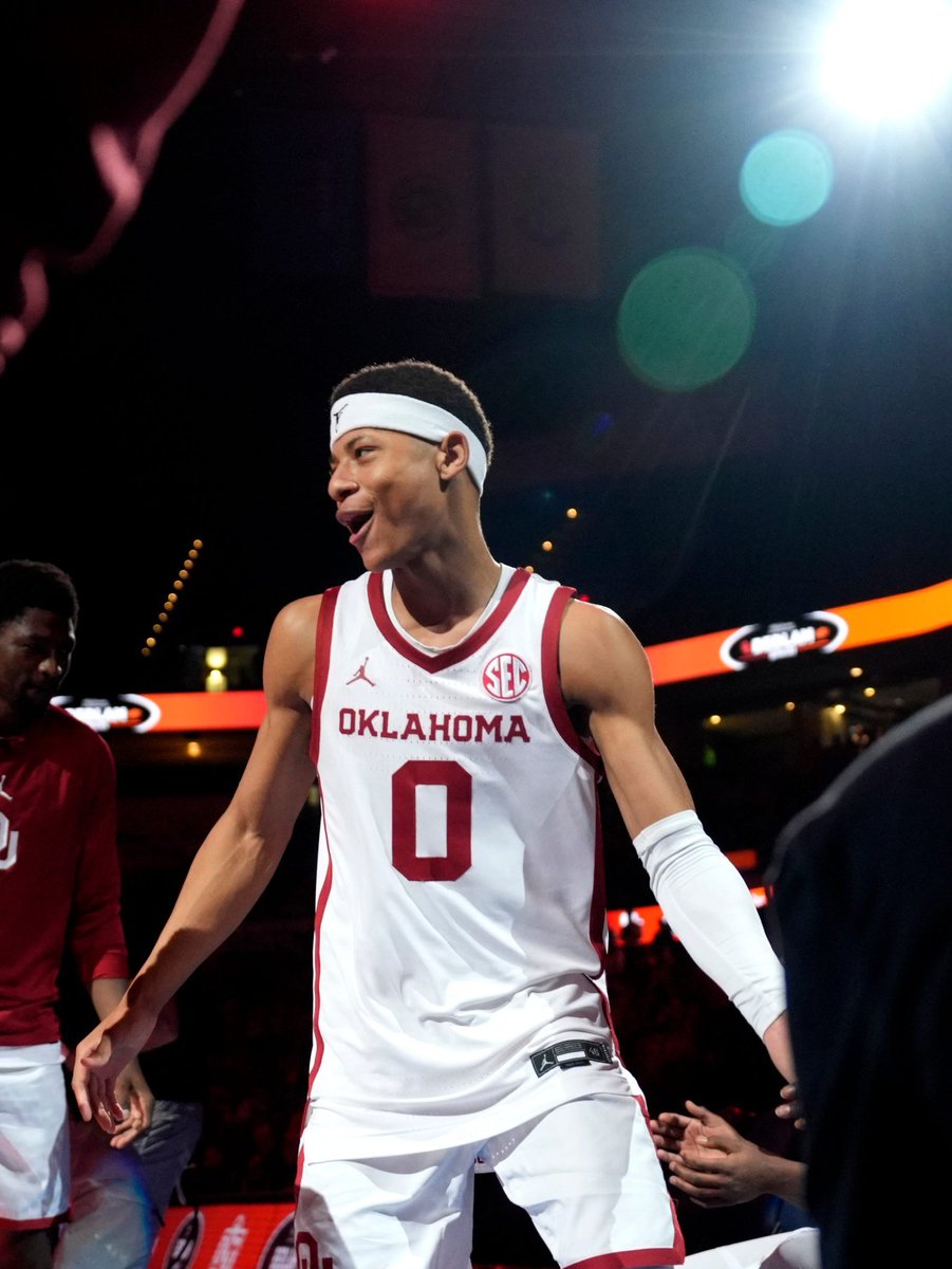 itsndyj's tweet image. #LetsGetGREEDY