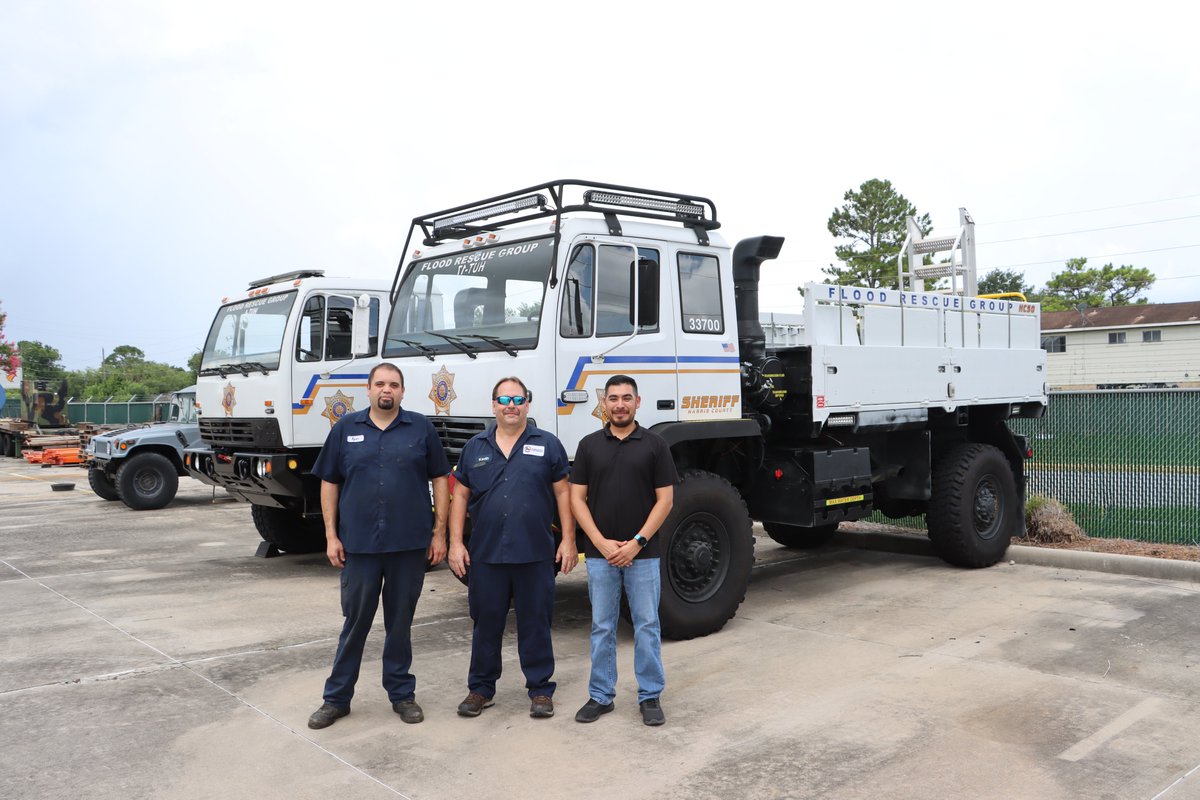 HCUS_TX's tweet photo. Hurricane readiness is a team effort. Our Fleet Services team plays a critical role by maintaining the @HCSOTexas high-water rescue vehicles—ensuring they’re mission-ready at a moment’s notice. #hurricaneseason #fleet #HCUS https://t.co/ZuSqTejrfg