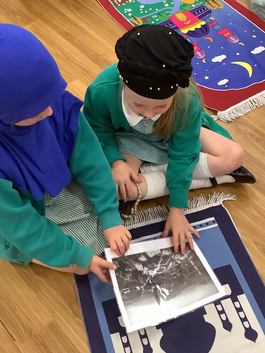 Year Two had a fantastic time at their R.E. workshop this afternoon, using prior learning to explore a fascinating range of artefacts! #AckworthHowardRE