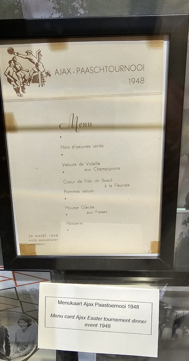 Lijkt mij ook nu nog een uitstekend menu <a href="/Anantara_Hotels/">Anantara Hotels</a> Hotel Krasnapolsky #Amsterdam.  #Ajax