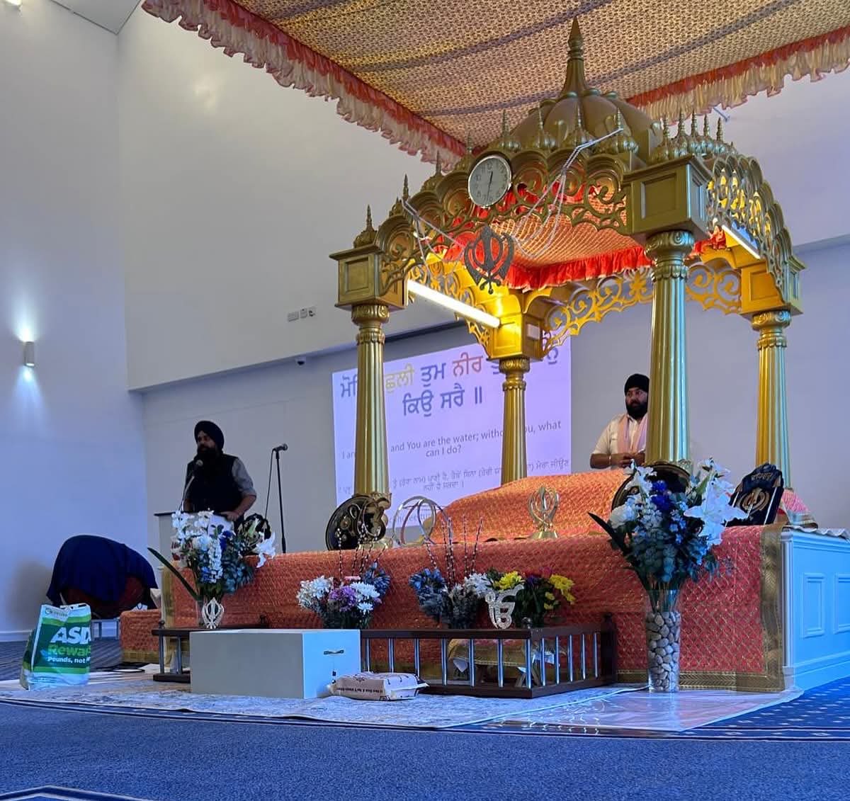 kang_malvinder's tweet image. Humbled to have had the privilege of bowing my head at Gurdwara Sahib in Northampton, England.
It was a heartwarming experience to connect with the sangat from across Punjab and my Lok Sabha constituency, Shri Anandpur Sahib, now settled in England.🙏🏻