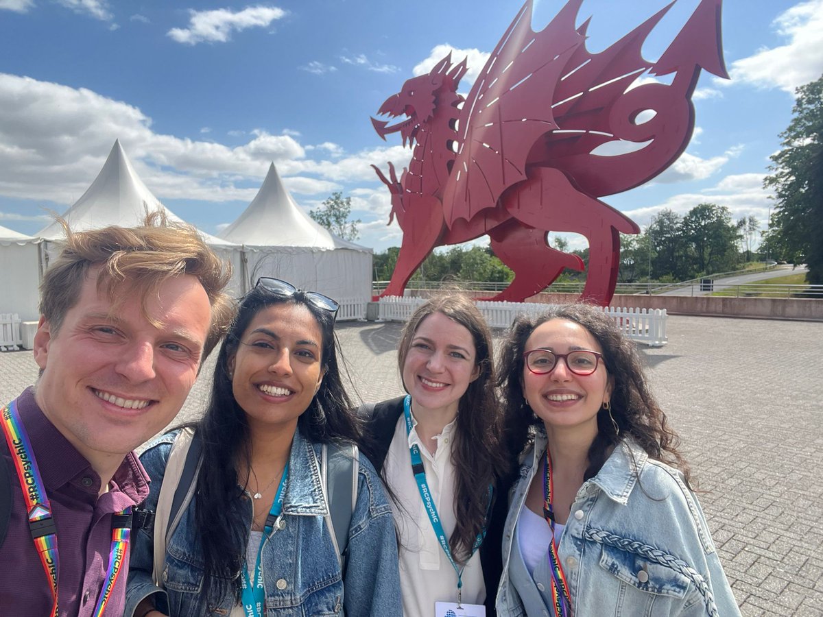AxelLaurell's tweet image. Today a quick stop in Wales for the #RCPsychIC

@SabinaLondon @rcpsych