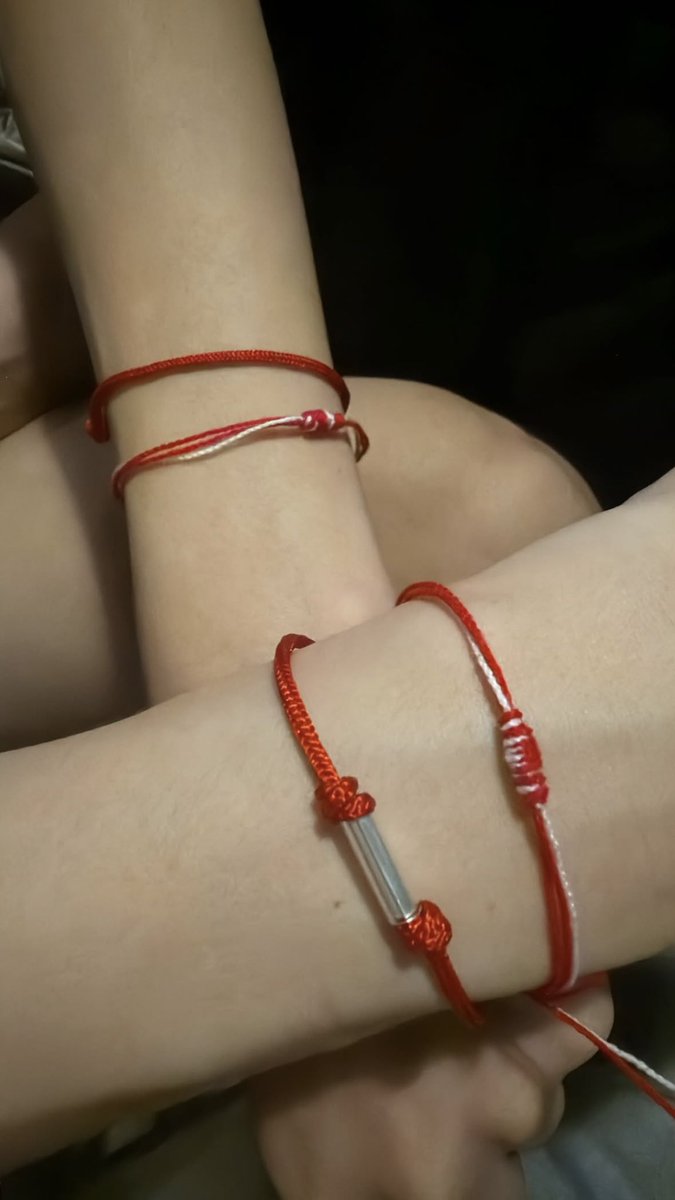 اوفقن؟؟؟
شكل فلوس محامي الطلاق ماكفت وقرروا يجددون فيها شهر العسل