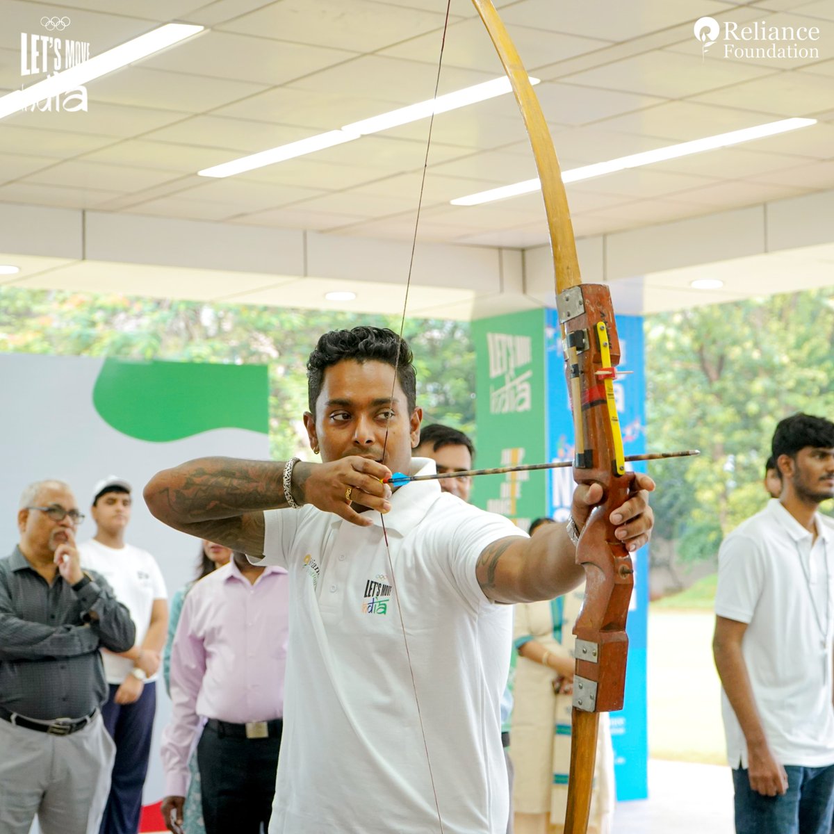RFYouthSports's tweet photo. 𝐔𝐧𝐥𝐞𝐚𝐬𝐡 𝐭𝐡𝐞 𝐂𝐡𝐚𝐦𝐩𝐢𝐨𝐧 𝐖𝐢𝐭𝐡𝐢𝐧! 💪🏹

Olympic Day with legends Deepika Kumari &amp; Aatanuu Das, inspiring the next gen to aim high! 🔥 

#RFSports #OlympicDay #LetsMoveWithRF #LetsMoveIndia https://t.co/TawMz9TYdU