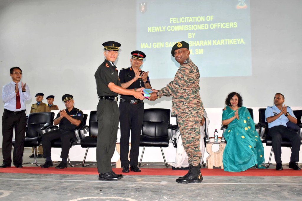 Ss Imphal GOC, #RedShieldDivision of #IndianArmy visited @SS_Imphal, #Manipur. He ...