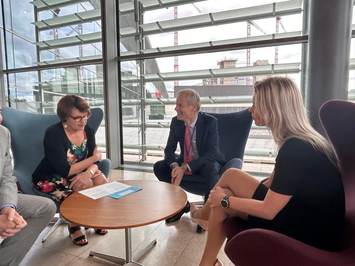 Demissionair of niet: in Europa werken we door. Tijdens de Landbouw- en Visserijraad heb ik opnieuw aandacht gevraagd voor het vereenvoudigen van het GLB. Dat moet beter aansluiten bij de praktijk van boeren en daar blijf ik me voor inzetten. 1/2