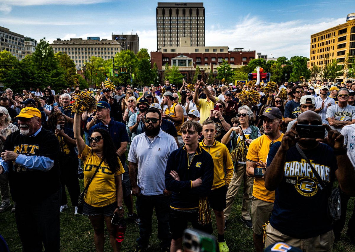 Random appreciation post for our Mocs faithful. Miss y'all 🫶

Roundhouse nights will be back 🔜 #GoMocs