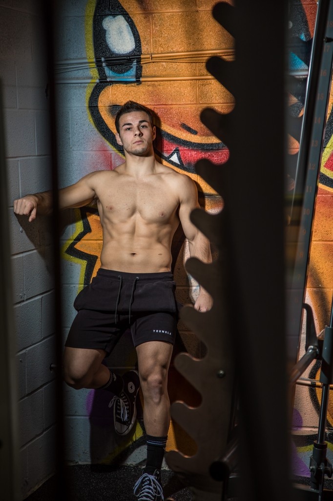 Physique Photography tweet media