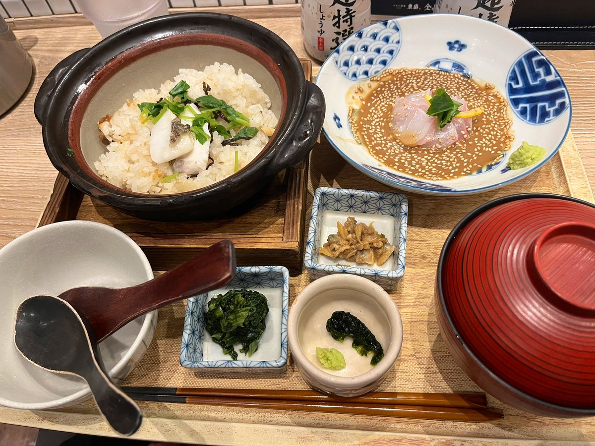 そろそろ仕事落ち着いてもいいと思うんだよね( '-'  )
そろそろペアリお着替えしたいよね( '-'  )
先日仕事抜け出しておいしいランチ食べに行ったやつ
 #ペアリウム