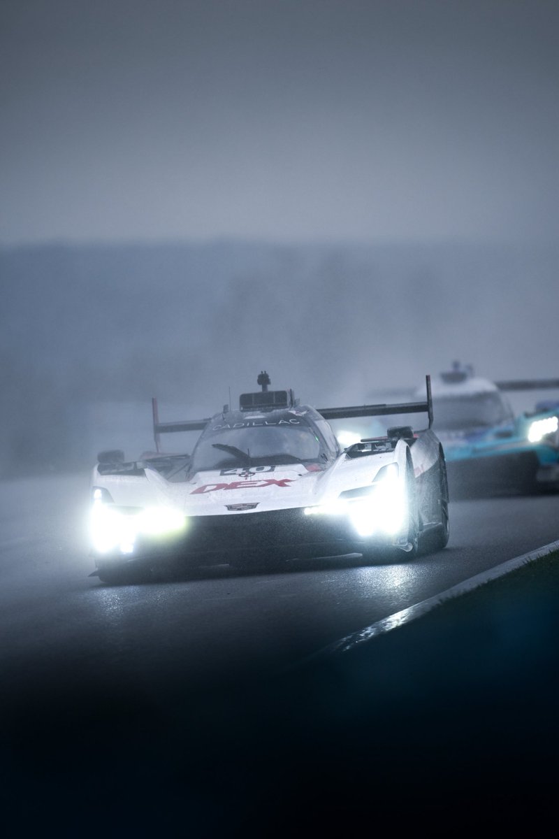 LouisDeletraz's tweet image. First podium with Cadillac Racing 🏆 P2 at Watking Glen 6H. Strong race in crazy conditions. Thank you @jordan10taylor @CadillacVSeries @waynetaylorrcng for the hard work, let’s keep the momentum going. 💪🏻 Also nice to have both cars on the podium 👏🏻

#VSeries #BeIconic #Cadillac