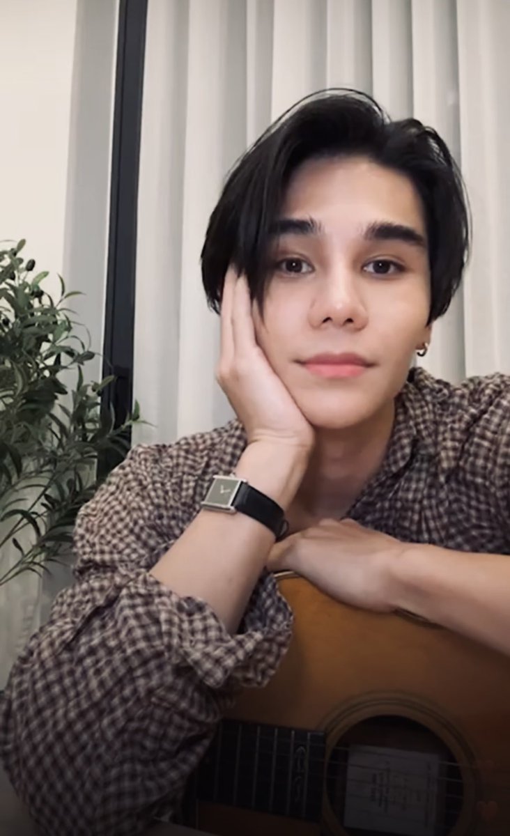 ppsaturr's tweet photo. ตัวเองทำอะไรอยู่ เค้ารอนานละนะ https://t.co/ldRaqZ4Mbc
