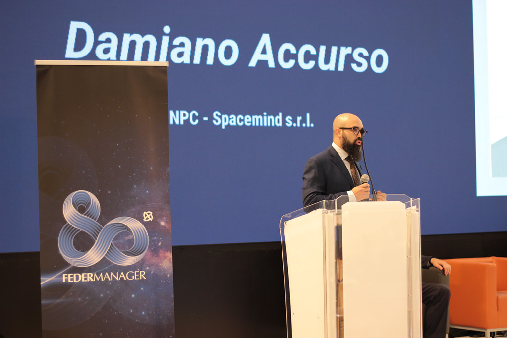Federmanager Bologna - Ferrara - Ravenna (@federmanagerbo) on Twitter photo Damiano Accurso di NPC SPACEMIND al convegno <a href="/FedermanagerBo/">Federmanager Bologna - Ferrara - Ravenna</a> sulla #spaceeconomy:
“L’ER può giocare ruolo da protagonista guardando allo spazio non solo come una sfida tecnologica ma come opportunità concreta di crescita e diversificazione industriale.” bologna.federmanager.it/manifattura-ae… Damiano Accurso di NPC SPACEMIND al convegno <a href="/FedermanagerBo/">Federmanager Bologna - Ferrara - Ravenna</a> sulla #spaceeconomy:
“L’ER può giocare ruolo da protagonista guardando allo spazio non solo come una sfida tecnologica ma come opportunità concreta di crescita e diversificazione industriale.” bologna.federmanager.it/manifattura-ae…