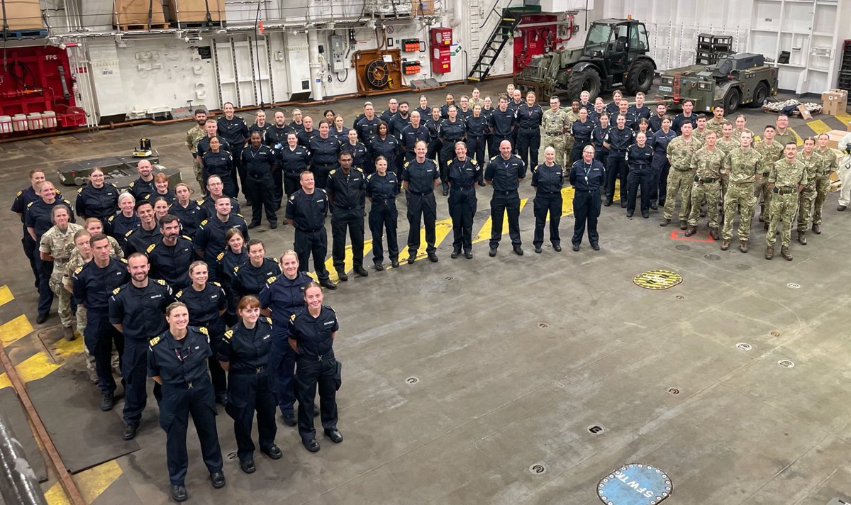 DMS_JHG_SW's tweet image. Recently, the unit participated in collective training onboard RFA Argus to prepare for their deployable role.
The training included familiarisation with the MR3 facility and practical exercises to simulate realistic clinical scenarios.