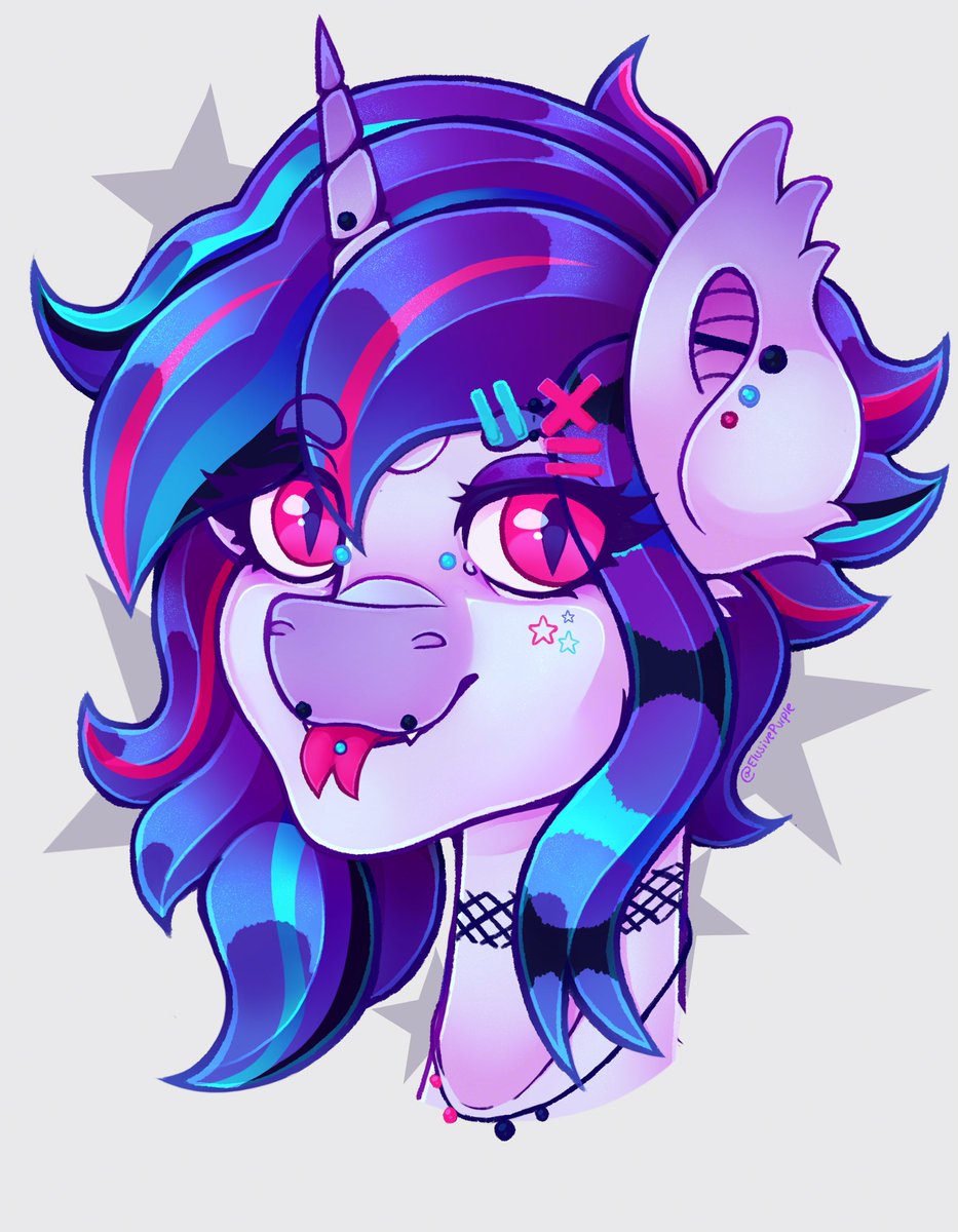 The legend. The icon. The creature of the hour..

... Silly Bandz👑