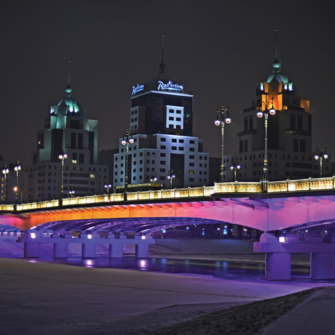 ColorKinetics's tweet photo. Obsessed with beautifully lit bridges🌉Well this is the page for you. Check out 4️⃣ marvelous bridges from our deep portfolio! #ColorKinetics has been lighting bridges for decades and are still a global leader in transforming them through innovative architectural lighting💫 https://t.co/rD9R6Tzsp1
