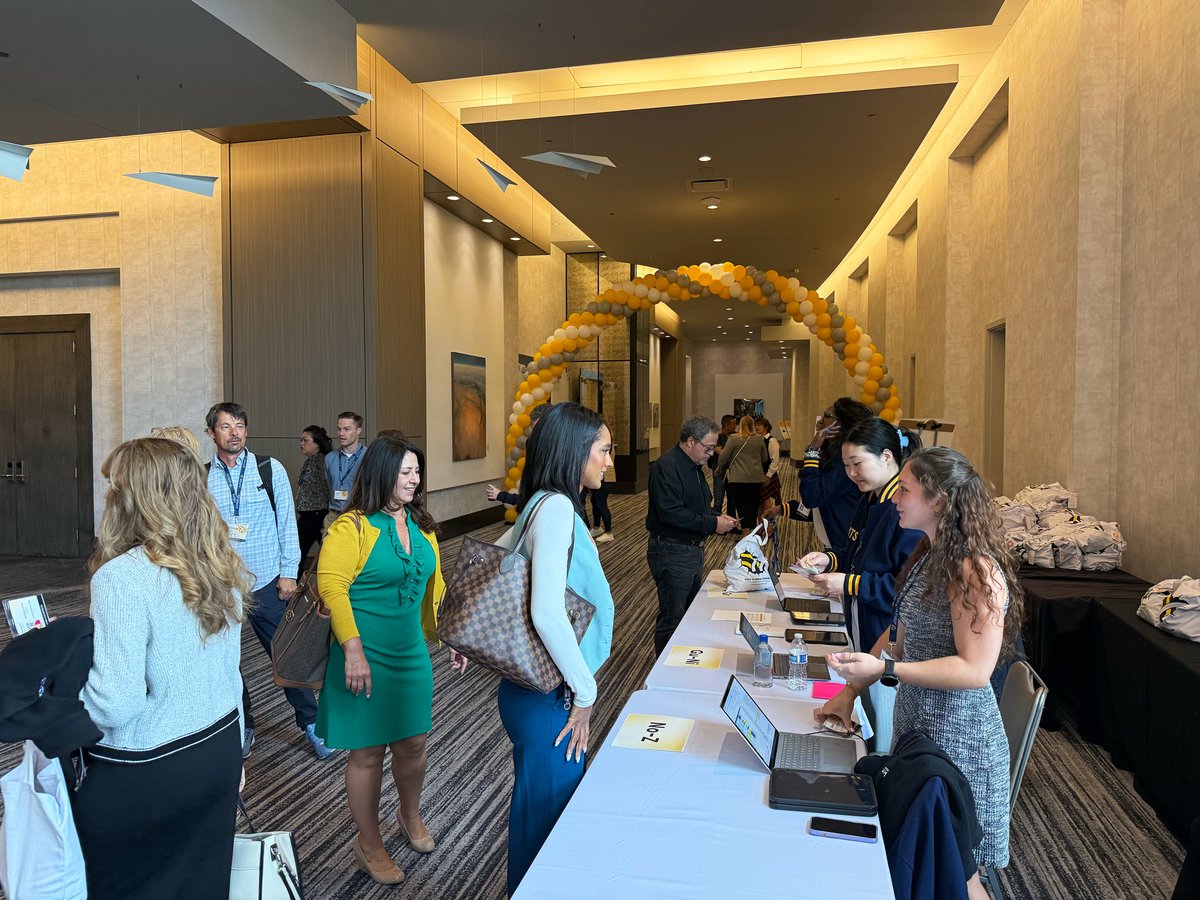 KestraMedical's tweet image. The Kestra National Sales Meeting in Chicago was an unforgettable time!
The meeting was a rare opportunity to bring this incredible team together—to celebrate how far we’ve come, reflect on achievements, and align ourselves for the shared success that lies ahead.