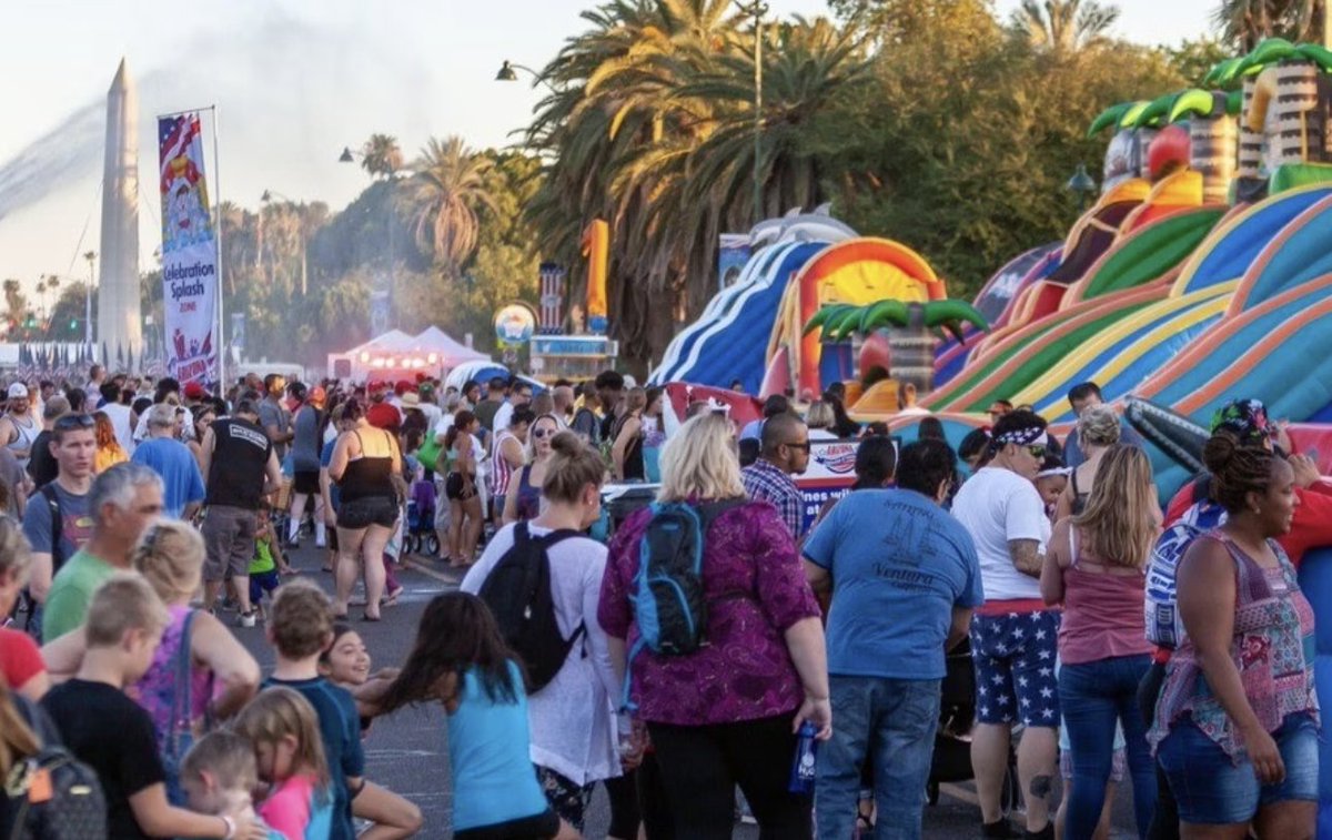 markfreemanmesa's tweet photo. Mesa’s biggest 4th of July bash is almost here!

Fireworks, live music, classic cars, BMX stunts, and more at the Arizona Celebration of Freedom. July 4, 6–10PM at Mesa Convention Center.

Don’t miss the Salute to America &amp; fireworks show.
More info: https://t.co/E8XKTmFJnm https://t.co/Pp6FhB50Zt