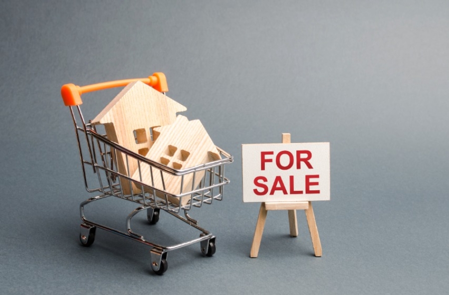 NAR Existing-Home Sales Report Shows 0.8% Increase in May

Existing-home sales rose in May, according to the National Association of Realtors®. Sales elevated in the Northeast, Midwest and South, but retreated in the West. Year-over-year, sales progressed in the Northeast and
