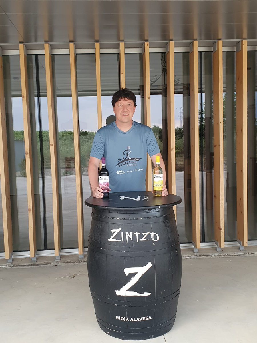 "Zintzo"ren izena eta izanaTorreauzoko krosean islatuko da berriro, bigarren urtez babesa eman baitigu. Mila esker Arabar Errioxako lagunei!!!! #Torreauzolasterketa <a href="/BodegasZintzo/">Bodegas Zintzo</a>