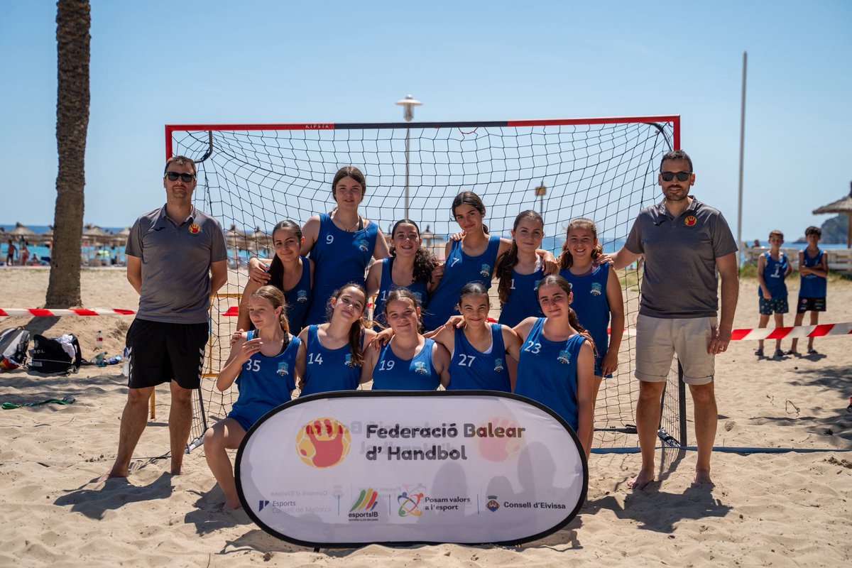 Classificació de les Finals Balears Escolars d’Handbol!

🏆 Infantil Femení

🥇BM Secar de la Real
🥈Marteya Rampuixa BMP
🥉Santa Maria - Avebal BMP
👏🏽BMP Sa Ferradura Servicios Palau Puchi

#HandbolAlesIlles