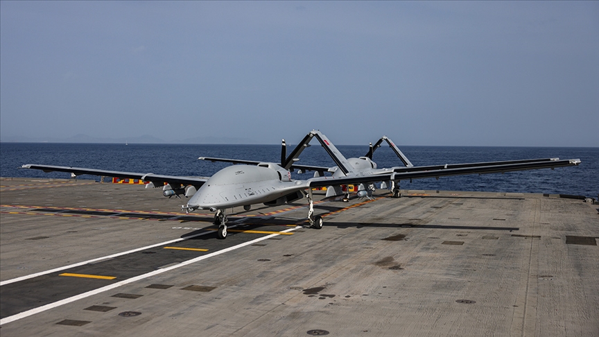 TurkishCentury's tweet image. 💹 Did you know that Türkiye operates the world&apos;s 3rd largest #drone fleet after US &amp;amp; China, and controls 65% of the int&apos;l market per #SIPRI data? 🇹🇷