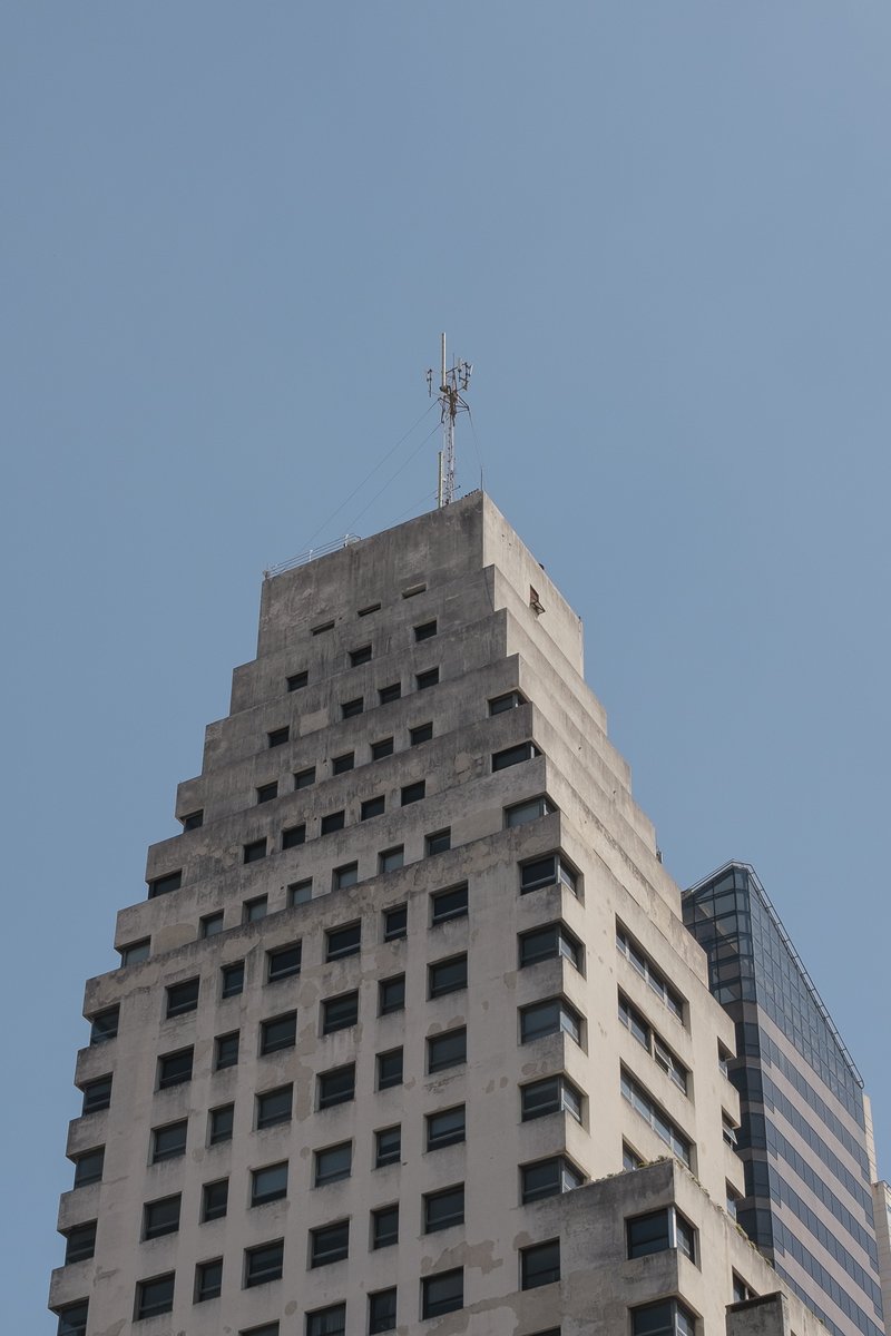 MIBA
Edificio SAFICO, Modernity and Anachronism
sensesatlas.com/edificio-safic…