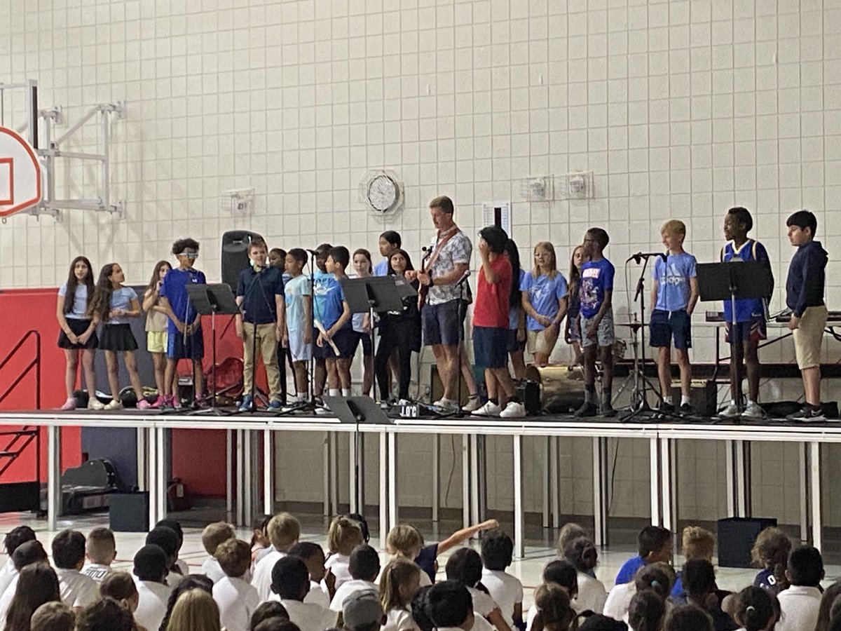 St Anthony C.F.I. tweet media