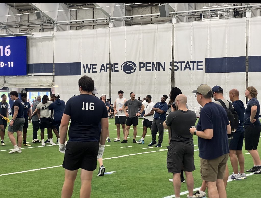 patrickobr_'s tweet image. Had a great time in Happy Valley this weekend! Competed in the Whiteout camp and then had a fun time at the Lasch Bash!! Thank you @CoachTrautFB @chrismahon_ @AeneasHawkins @coachjfranklin
