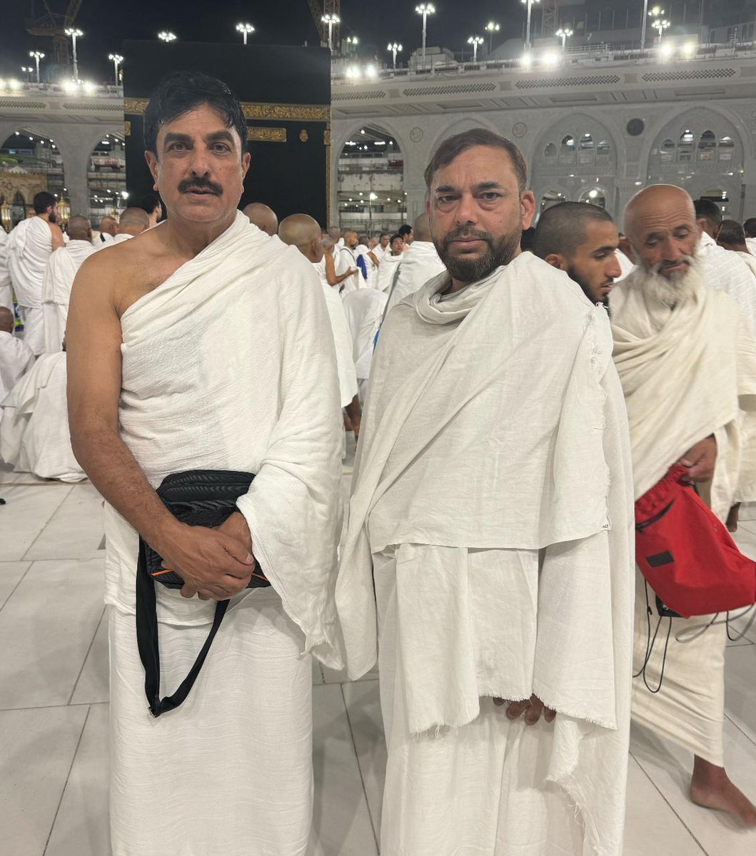 PMLn International (Official) (@pmlnintl) on Twitter photo شیخ سعید احمد صاحب صدر پاکستان مسلم لیگ ن سعودی کو سالگرہ
<a href="/sheikhsd1/">Sheikh Saeed Ahmed</a> <a href="/Haideryam_/">Syed Mazhar Ali Shah</a> شیخ سعید احمد صاحب صدر پاکستان مسلم لیگ ن سعودی کو سالگرہ
<a href="/sheikhsd1/">Sheikh Saeed Ahmed</a> <a href="/Haideryam_/">Syed Mazhar Ali Shah</a>