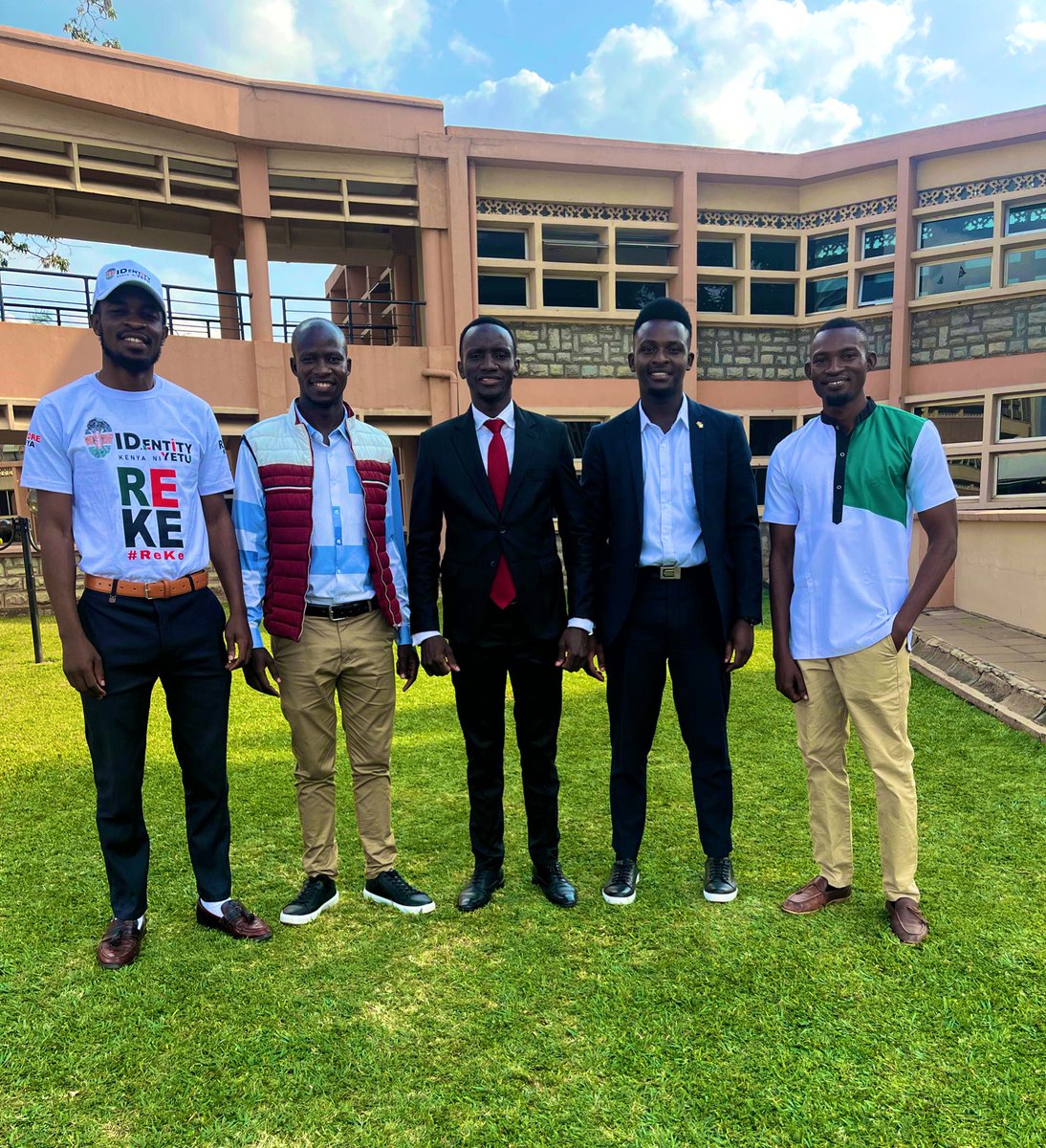 thiskenbabu's tweet image. Later,I held a consultative meeting with a delegation of youth&amp;amp;GenZ Aspirants who paid me a courtesy call to discuss critical methods to employ in there bid to have more GenZs registered as voters &amp;amp; secure elective seats in the coming elections. And issues around @NYC_YouthVoice