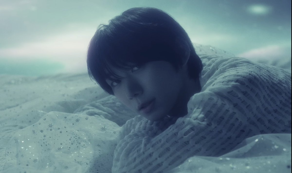 he's so pretty so dreamy almost unreal