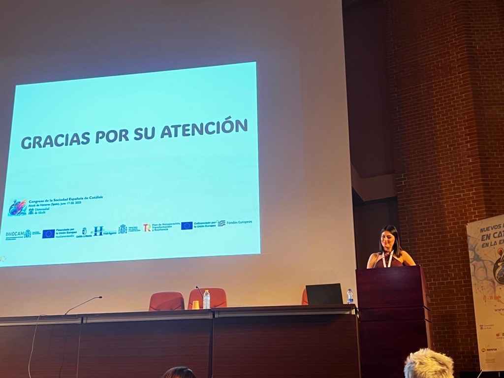 Last week, our research team member María attended the SECAT Conference on New Challenges in Catalysis in the Digital Era to present her work titled: Ni catalysts supported on N,B-doped graphene aerogels for CO₂ methanation: impact on performance 💡✨.