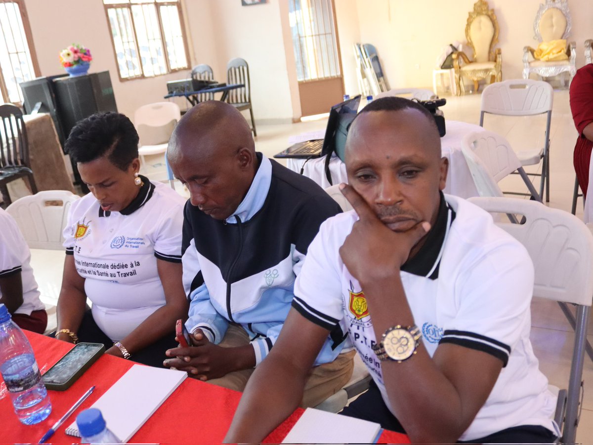 Ministère de la Fonction Publique Burundi (@mfpte_bdi) on Twitter photo #Burundi: Le <a href="/MFPTE_bdi/">Ministère de la Fonction Publique Burundi</a> via la #DGTE, en collaboration avec l'<a href="/OITinfo/">Organisation internationale du Travail</a>, a procédé ce lundi 23/6/2025 à <a href="/KayanzaProvince/">Province Kayanza</a> à la célébration de la journée internationale dédiée à la sécurité et santé au travail qui normalement se tient le 28 avril de chaque année.
<a href="/NtareHouse/">Ntare Rushatsi House</a> #Burundi: Le <a href="/MFPTE_bdi/">Ministère de la Fonction Publique Burundi</a> via la #DGTE, en collaboration avec l'<a href="/OITinfo/">Organisation internationale du Travail</a>, a procédé ce lundi 23/6/2025 à <a href="/KayanzaProvince/">Province Kayanza</a> à la célébration de la journée internationale dédiée à la sécurité et santé au travail qui normalement se tient le 28 avril de chaque année.
<a href="/NtareHouse/">Ntare Rushatsi House</a>