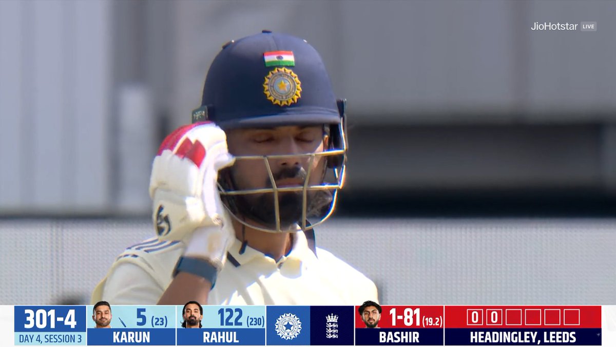 Dinesh Karthik said, "KL Rahul speaking with Karun Nair in Kannada. He was talking with Sai Sudharsan in Tamil and Rishabh Pant in Hindi earlier. He's not only versatile with the bat".