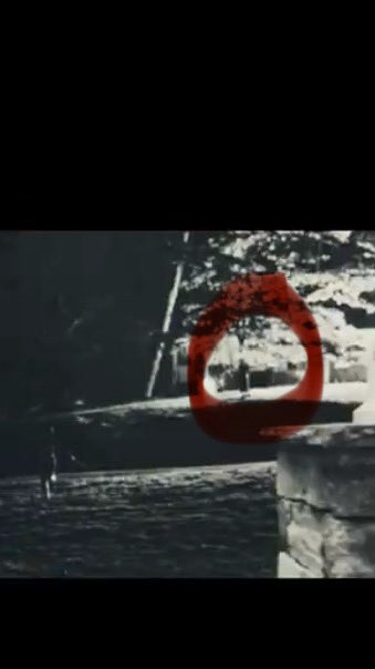 Zayn_a_thin's tweet photo. @DiscussingFilm We gonna acknowledge the person standing here? https://t.co/J5ZjsZmeR9