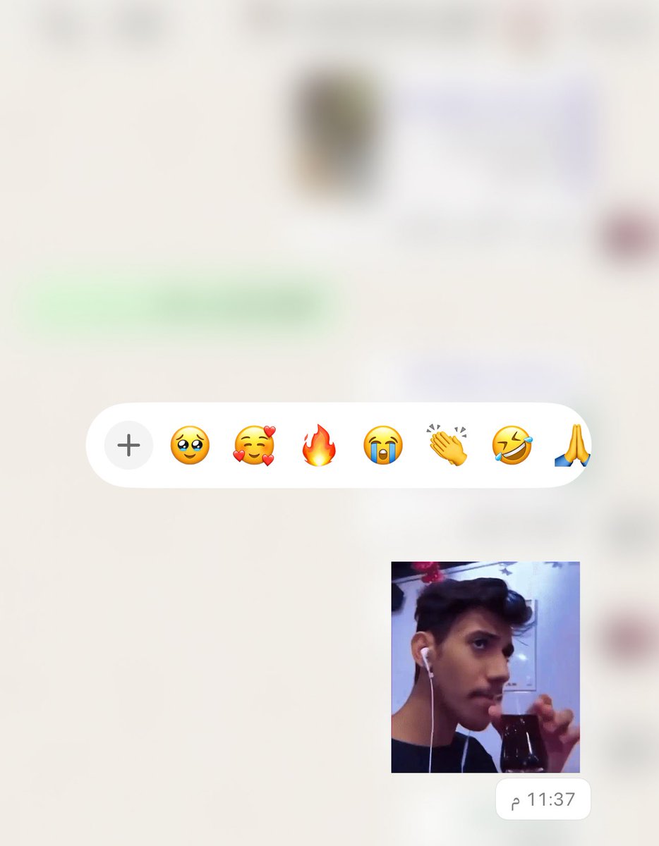 حصلت ملصق نيف بالقروب حق المدرسه🤣