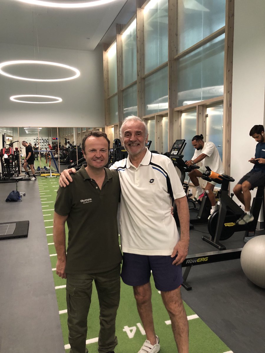 Nacho Calvo (@calvonbauer) on Twitter photo No solo los profesionales tienen graves lesiones. También los amateurs. Pero tenemos grandes fisios como ellos. Gracias <a href="/fernando/">Fernando Gutierrez</a>.reyes.gil de <a href="/Olympia_GrupoQS/">Olympia-Grupo Quirónsalud</a> por traerme luz al final de este largo y oscuro túnel No solo los profesionales tienen graves lesiones. También los amateurs. Pero tenemos grandes fisios como ellos. Gracias <a href="/fernando/">Fernando Gutierrez</a>.reyes.gil de <a href="/Olympia_GrupoQS/">Olympia-Grupo Quirónsalud</a> por traerme luz al final de este largo y oscuro túnel