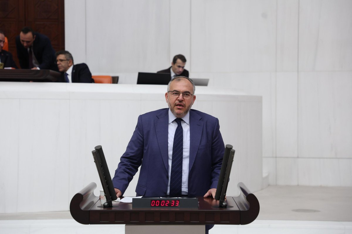 Hatay Haber Gündem 🇹🇷 (@recepcayl) on Twitter photo Saadet Partisi Hatay Milletvekili Doç. Dr. <a href="/necmettincalisk/">Doç. Dr. Necmettin ÇALIŞKAN</a>, Türkiye Büyük Millet Meclisi Genel Kurulu’nda yaptığı konuşmada, deprem bölgesindeki çiftçilerin yaşadığı ağır mağduriyete dikkat çekti.
<a href="/SaadetPartisi/">Saadet Partisi</a>
Haber link: hatayhabergundem.com/caliskan-hatay… Saadet Partisi Hatay Milletvekili Doç. Dr. <a href="/necmettincalisk/">Doç. Dr. Necmettin ÇALIŞKAN</a>, Türkiye Büyük Millet Meclisi Genel Kurulu’nda yaptığı konuşmada, deprem bölgesindeki çiftçilerin yaşadığı ağır mağduriyete dikkat çekti.
<a href="/SaadetPartisi/">Saadet Partisi</a>
Haber link: hatayhabergundem.com/caliskan-hatay…