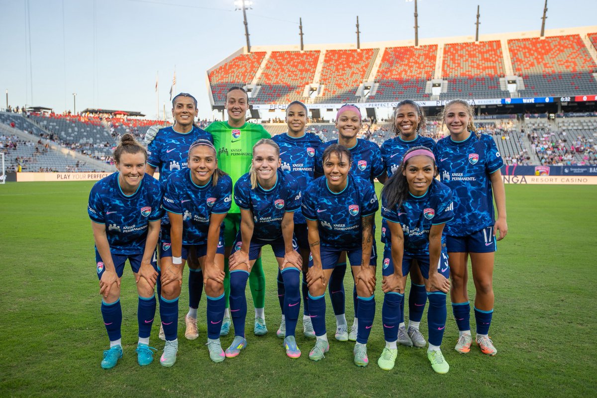 delphsix's tweet image. End of this first part of the season.
Proud of this team ! See you soon @sandiegowavefc
Thank you to the fans who are always there for us 🫶🏽🩷
