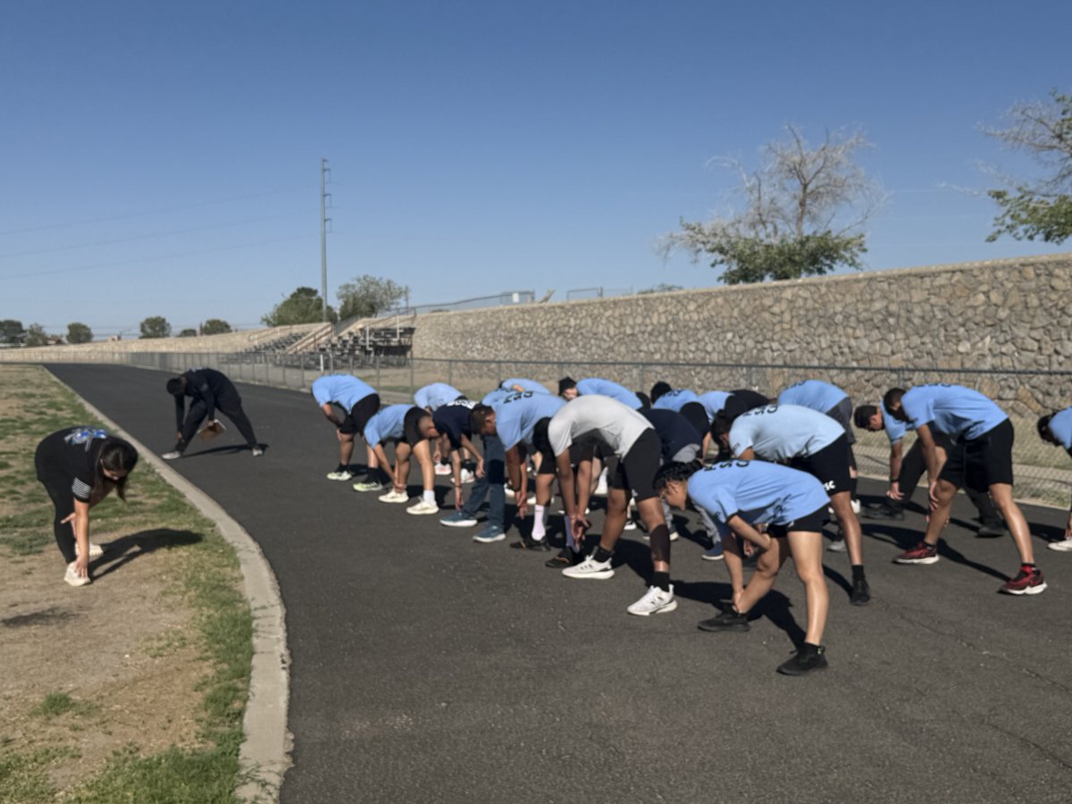 EPPOLICE's tweet photo. Week 1 of El Paso Police Cadet Camp is done! ๐ช๐ Cadets trained with Fire Explorers, SWAT, and Bomb Squad. They pushed their limits! Swipe to see them in action! ๐ธ๐ฅ #EPPD #CadetCamp #ElPasoPolice #FutureFirstResponders #TrainLikeAPro https://t.co/RHr7qpbFCT