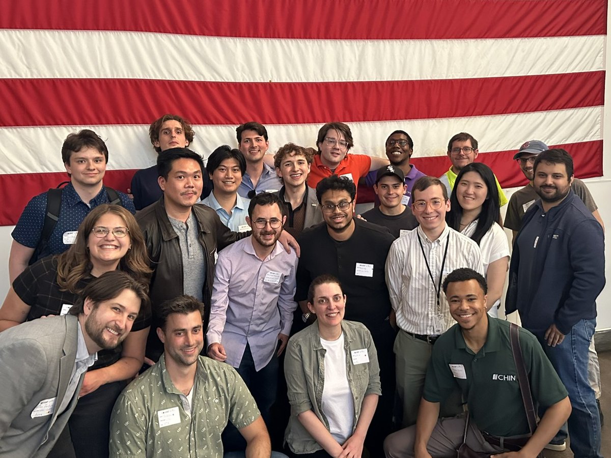 UIC_Alumni's tweet image. UIC alumni never stop moving the future forward. At events like Transportation Hot Takes Happy Hour — part of the kickoff for Transport Chicago — UIC grads continue to connect, collaborate and lead conversations shaping the future of mobility. #UICAlumni  #YPTChicago #Chicago