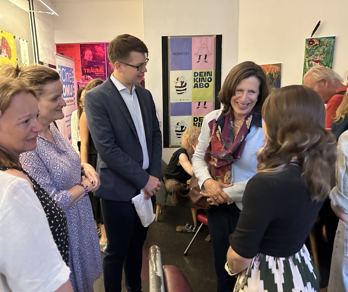 UN_Vienna's tweet image. Marking #WorldRefugeeDay, @CineONU #Vienna screened “Another Summer” in collaboration with UNHCR Austria @Refugees. 
 
A big thank you to our panelists @MelissaFleming, UNHCR Austria and a member of the film team and everyone who joined.