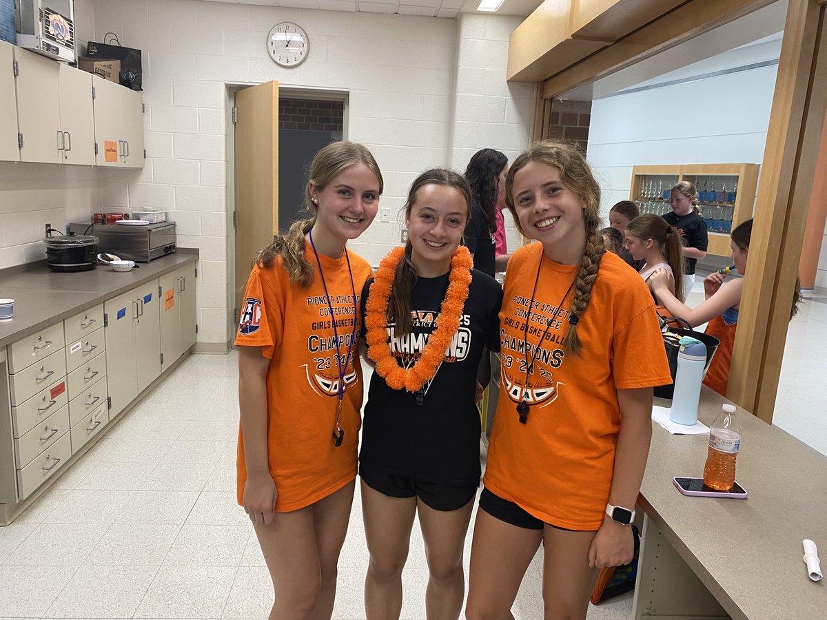 PV Girls Basketball (@pvgbball) on Twitter photo PV Girls Basketball Camp Week!!!!!
Thanks <a href="/quinnboettinger/">Quinn Boettinger</a> for coming back to speak about your basketball experience. Good Luck Navy got a good one!!! PV Girls Basketball Camp Week!!!!!
Thanks <a href="/quinnboettinger/">Quinn Boettinger</a> for coming back to speak about your basketball experience. Good Luck Navy got a good one!!!