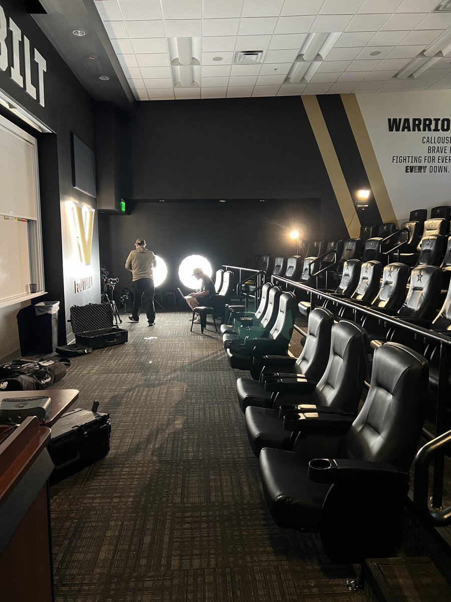 Andrew Harris tweet media