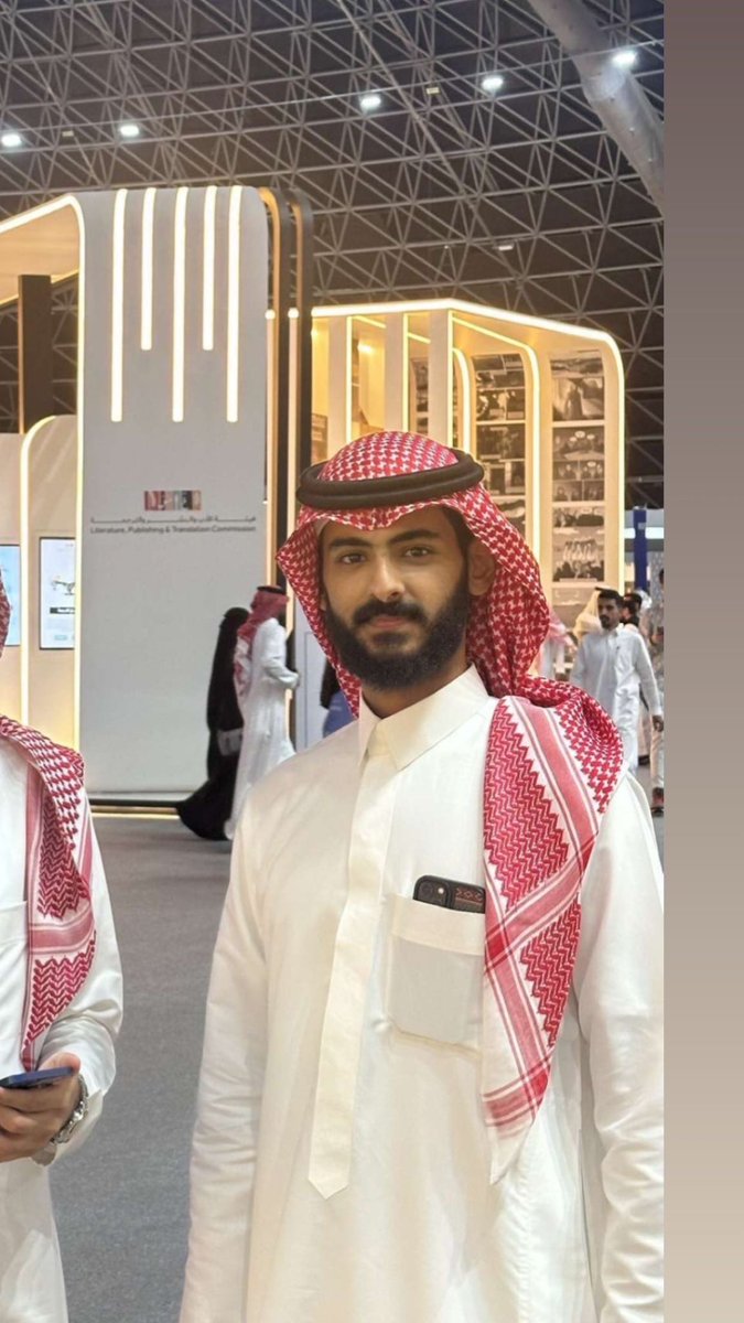 qccw23's tweet photo. @waqietv2 @lh0nc حسن بحري باذن الله فاله الاول يارب ، اتوقع بيوصل بعيدد ❤️❤️❤️ https://t.co/Zr0yblwAd8