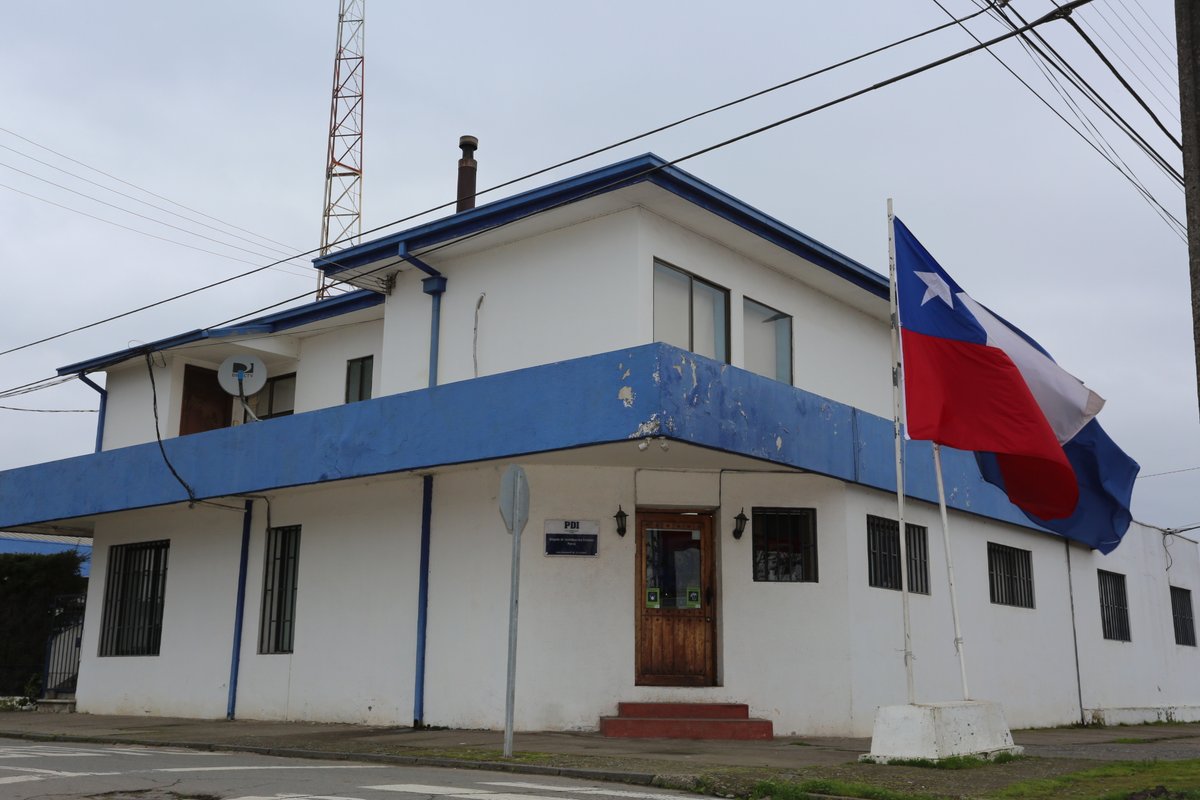 PDI_Maule's tweet photo. 🔵La Brigada de Investigación Criminal #Parral, está presente en la comuna desde el 19 de junio de 1933, misma fecha de creación de nuestra Institución. 🕵️‍♂️

🚨Para denuncias dirigirse a la unidad policial ubicada en calle Dieciocho N° 02.

#PDIMaule #PDIParral #92AñosPDI https://t.co/TDyhbbLxZs