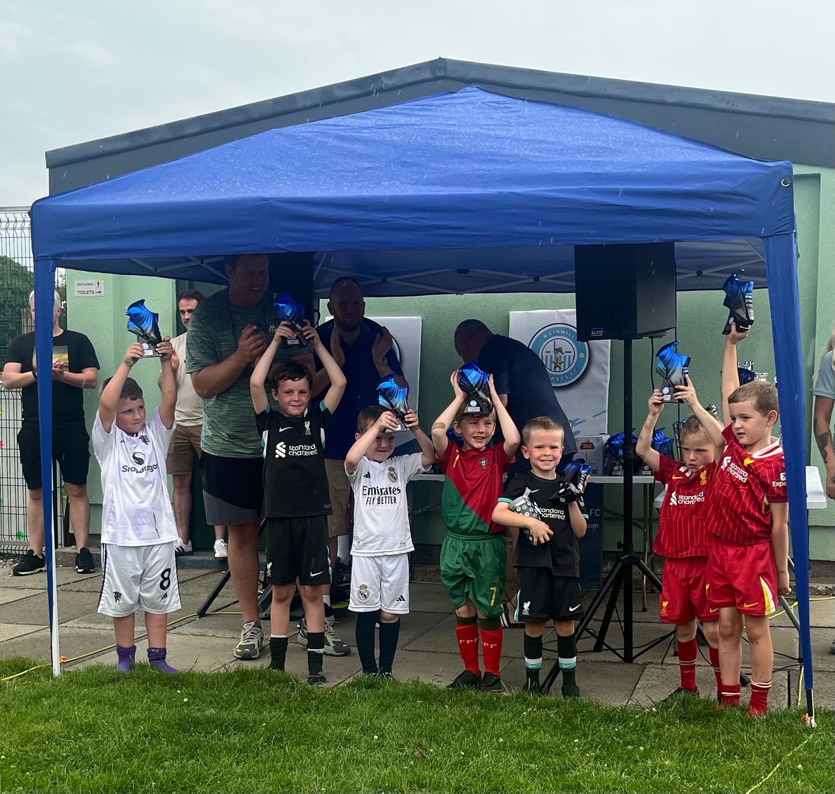 Rainhill (@rocketsrainhill) on Twitter photo Our two current year 1 teams at Saturday's presentation
We have two new year 1 teams with a couple of places in each left
rainhillrocketsinfo@gmail.com Our two current year 1 teams at Saturday's presentation
We have two new year 1 teams with a couple of places in each left
rainhillrocketsinfo@gmail.com