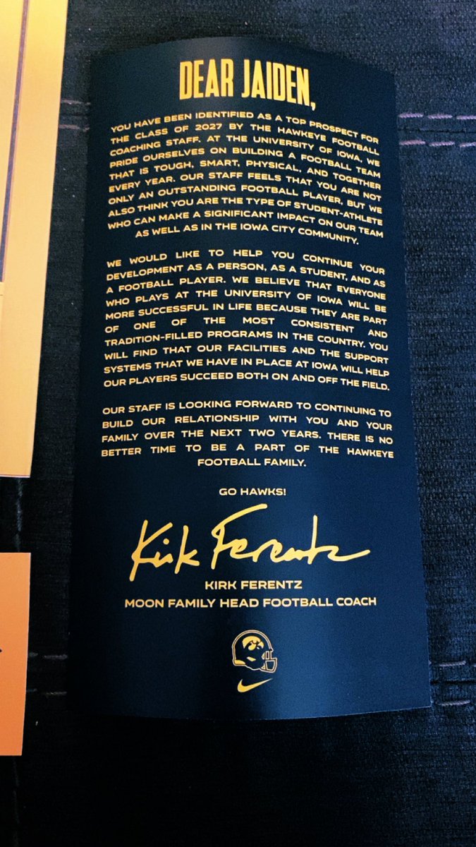 JaidenDavis38's tweet image. The love is real in IOWA CITY 💯 Thank you to @HawkeyeFootball for sending me mail today 🐤 It is greatly appreciated! @CoachFerentz @TylerBarnesIOWA @CoachK_Bell @Spauldingiowa @RhettSmeins @CoachSWallace @BlairASanderson
#SWARM27